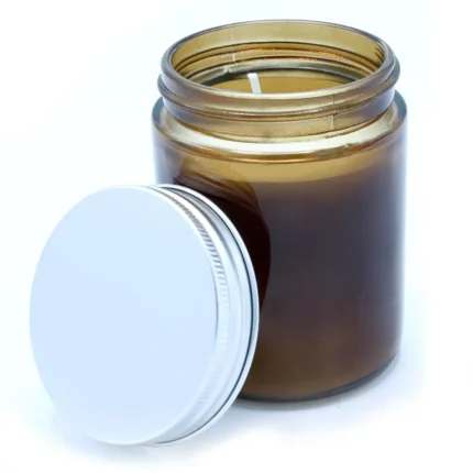 Sojina sveča ylang ylang in pačuli v kozarcu iz rjavega stekla